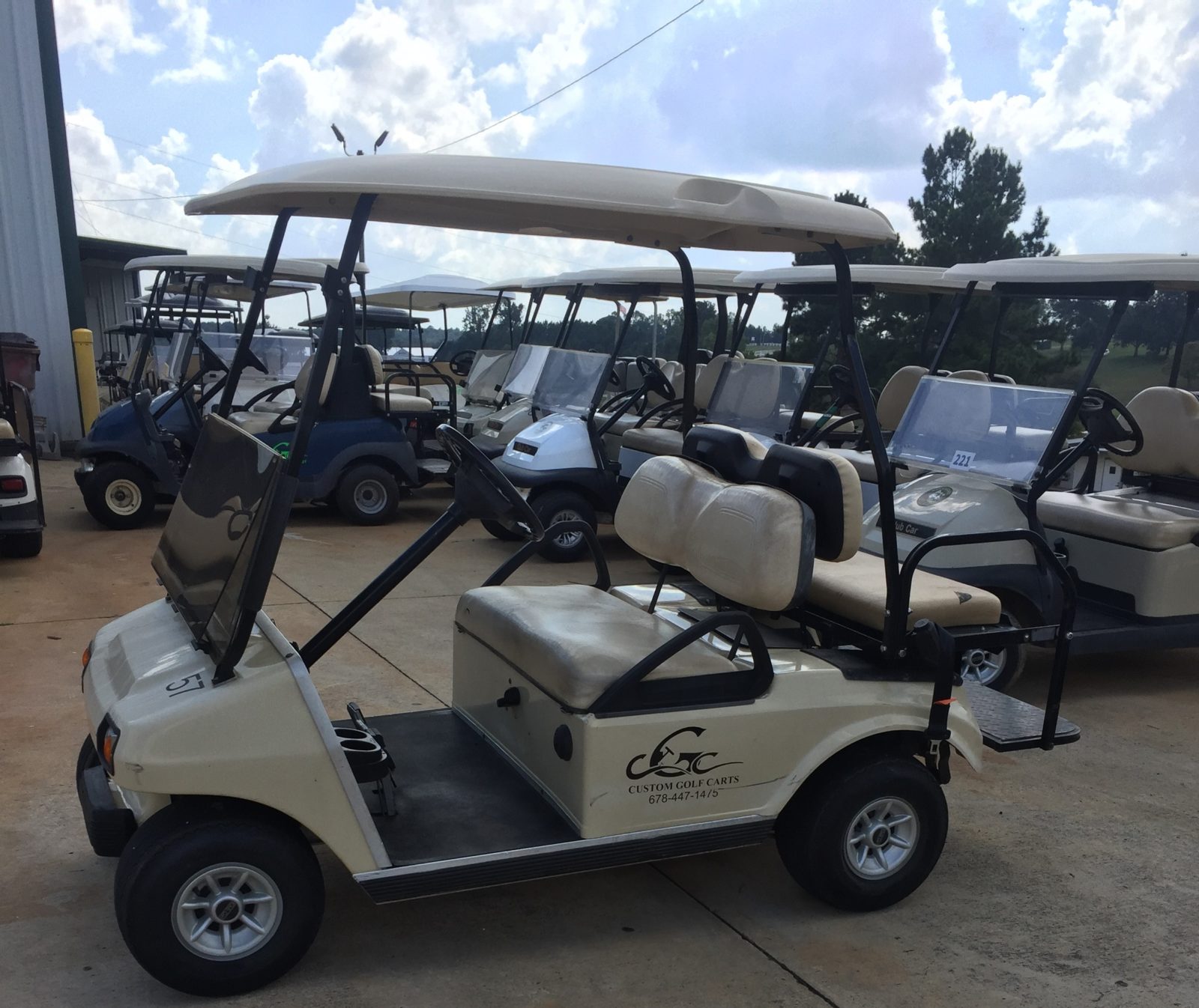 Gallery – Custom Golf Carts